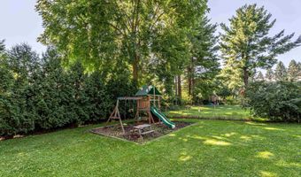 1105 DROSTER Rd, Madison, WI 53716