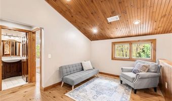 900 South Rd, East Greenwich, RI 02818