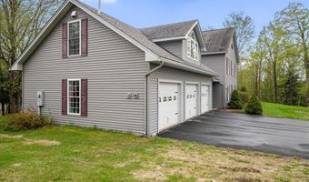 34 Goldsbury Woods Rd, Barre, VT 05641