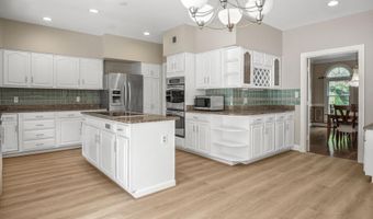 7206 BRADLEY Blvd, Bethesda, MD 20817