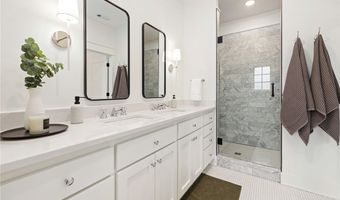 823 NW 14th St, Bentonville, AR 72712