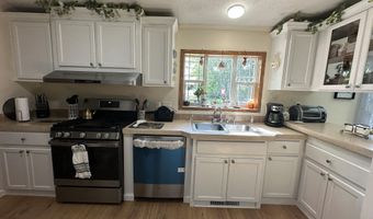 1632 Lakeview Dr, Alpena, MI 49707