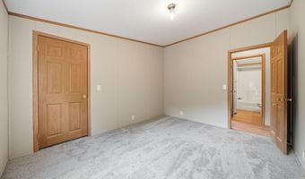 704 Hidden River Dr, Adrian, MI 49221