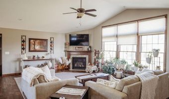 38404 142nd St, Aberdeen, SD 57401