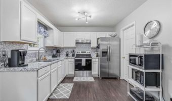 9 Princeton Place Dr, Adairsville, GA 30103