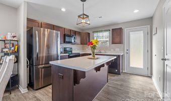 813 Yorkshire Dr, Albemarle, NC 28001