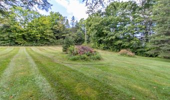 29 Roundy Brook Rd, Burke, VT 05871