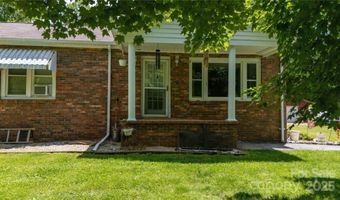 1424 Bear Creek Rd, Bakersville, NC 28705