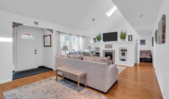 1201 Spray Ave, Beachwood, NJ 08722