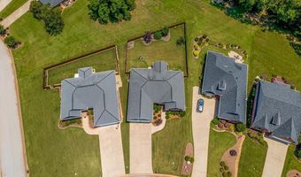 821 E Golden View Ln, Boiling Springs, SC 29316