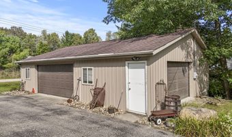 1724 Middle Point Dr, Alger, MI 48610