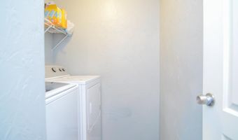 816 E HARRISON St, Appleton, WI 54915