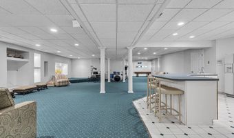 1605 Otter Dr, Toms River, NJ 08755