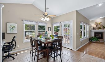 3 Ettington Dr, Bella Vista, AR 72714