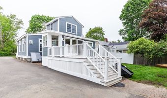 292 Plymouth St, Abington, MA 02351
