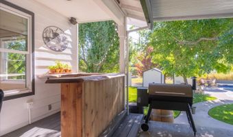 1253 Lakeside Dr, Angels Camp, CA 95222
