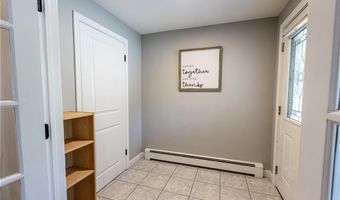 5 Colony Dr, Johnston, RI 02919
