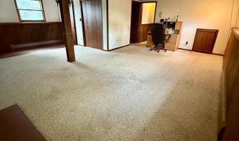 811 SUNSET Dr, Antigo, WI 54409