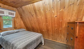 4 Rustic Shores Rd, Alton, NH 03809