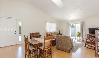 1011 Williamsburg Cir, Warwick, RI 02886