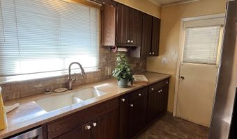 219 E McClendon St, Batesville, AR 72501