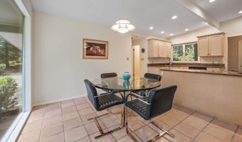 74 Woods Rd, Bethany, CT 06524