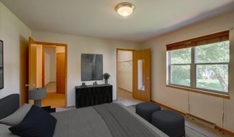 5158 Ridge Oak Dr, Madison, WI 53704