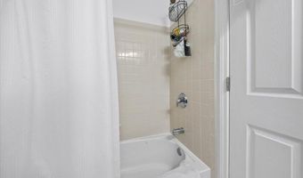 34 Ables Run Dr, Absecon, NJ 08201