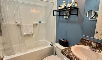 521 Forest Park, Middletown, RI 02842