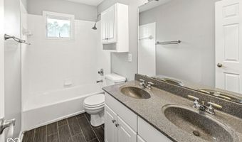 6442 Royal Oakland Dr, Indianapolis, IN 46236