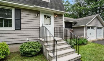 5 Austin Rd, Amherst, NH 03031