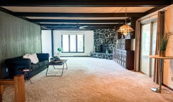 828 S 3rd St, Albion, NE 68620