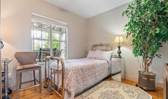126 HICKORY HILLS Dr, Alabaster, AL 35007