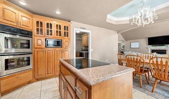 10 Allonby Cir, Bella Vista, AR 72714