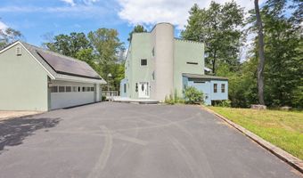 90 Red Hill Rd, Branford, CT 06405