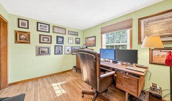 13 Mulcahy Ln, Billerica, MA 01821