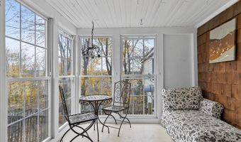 227 High St, Belfast, ME 04915