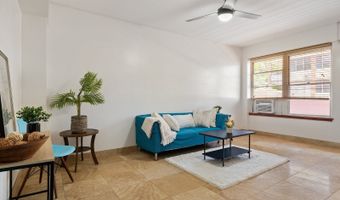 2118 Kuhio Ave 302, Honolulu, HI 96815