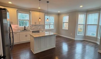 6445 FIRST St, Alexandria, VA 22312