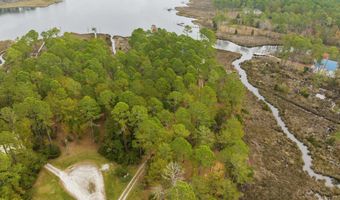 11 Starboard Ct, Aurora, NC 27806