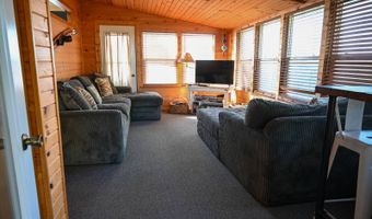 196 W Lake Dr, Arlington, SD 57212