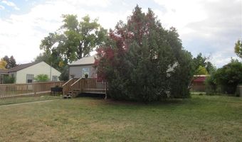 520 Circle Dr E, Cody, WY 82414