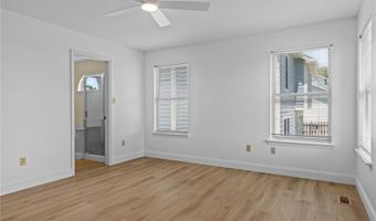 1114 Arbor Spring Ct, Ballwin, MO 63021