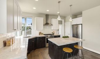 20693 SE Cougar Peak Dr, Bend, OR 97702