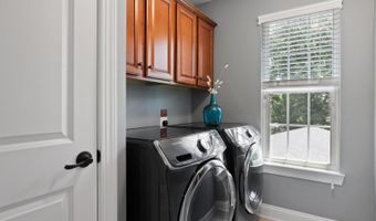 41595 REVIVAL Dr, Ashburn, VA 20148