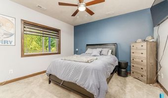 305 S Heritage Rd, Brandon, SD 57005