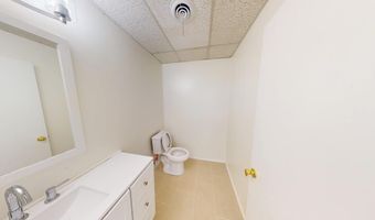 408 E Broadway, Andrews, TX 79714