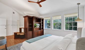 3690 NE 199th St 3690, Aventura, FL 33180