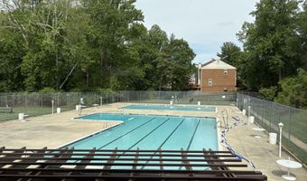 10403 MONTROSE Ave 201, Bethesda, MD 20814