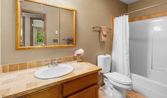 12 W Hayes H6, Bozeman, MT 59715